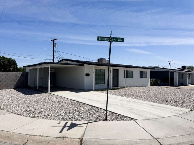 Building Photo - Cozy 3-Bed Oasis in Yuma's Heart
