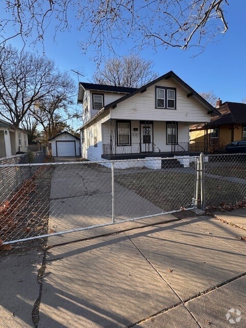 Building Photo - 2019 N Fairview Ave