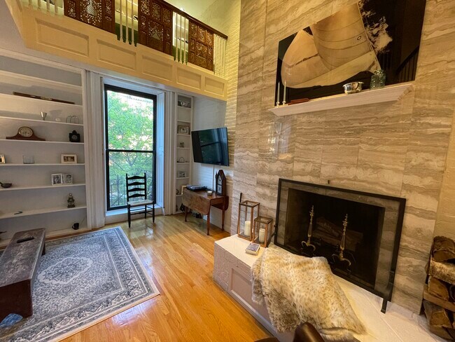 Foto del edificio - 124 Beacon St
