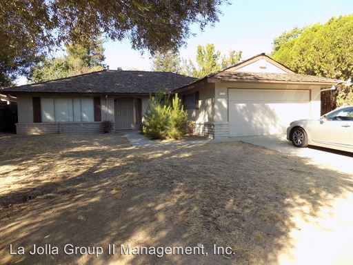 Primary Photo - 3696 W Bullard Ave