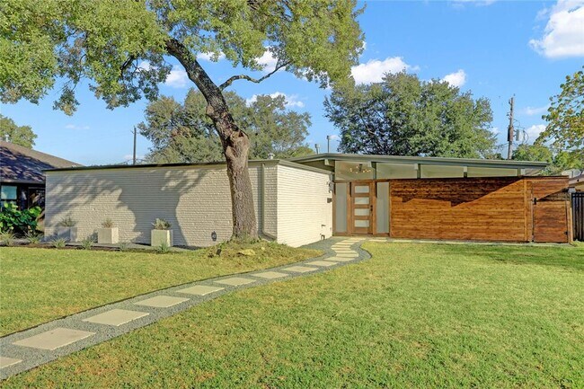 Building Photo - 5434 Briarbend Dr