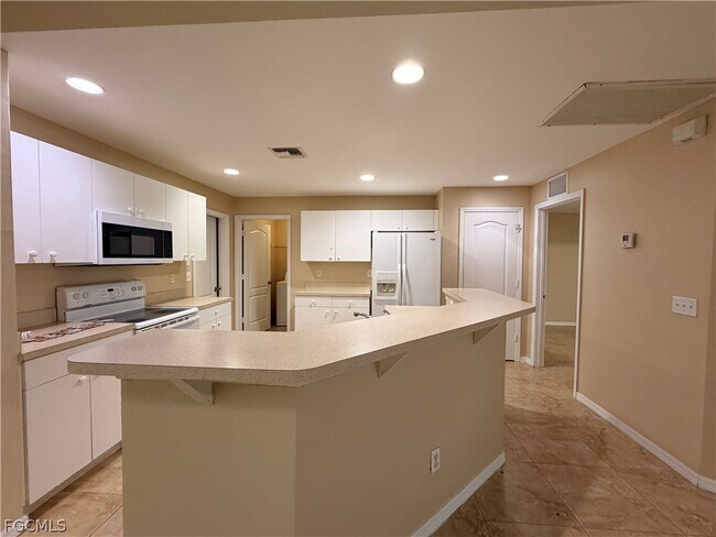 Foto del edificio - 208 Homewood Ave S