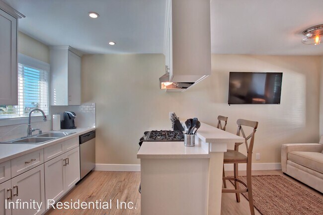 Building Photo - 33901 Malaga Dr