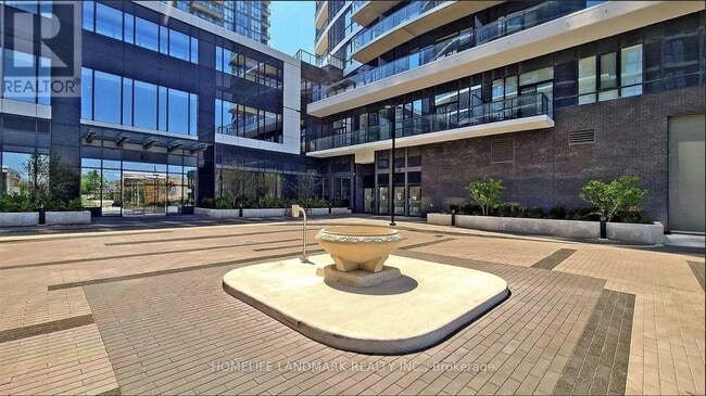 Building Photo - 65 Watergarden Dr