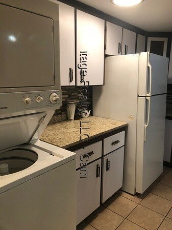 Foto del edificio - 84 Thorndike St