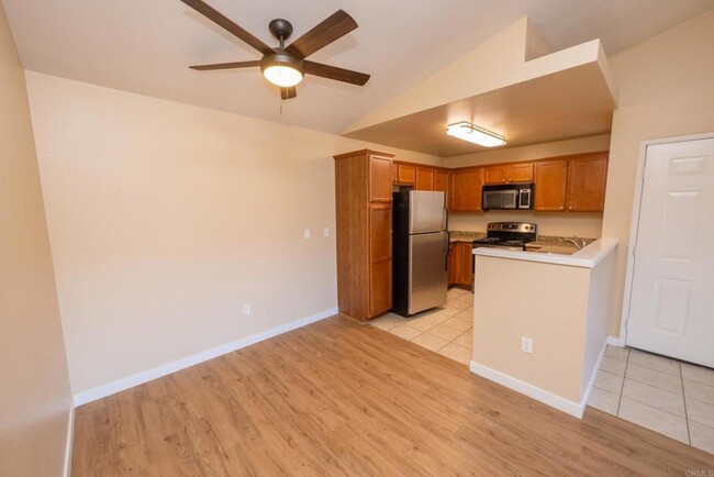 Building Photo - "Charming 1-Bedroom Condo in Prime El Cajo...