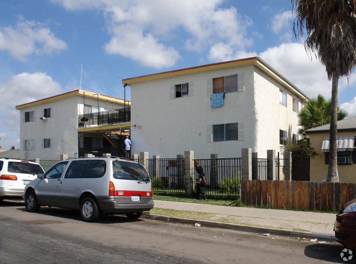 Primary Photo - Winona Apartments