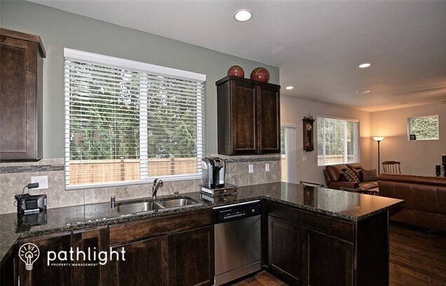 Building Photo - 4711 80th Dr NE, Marysville, WA, 98270