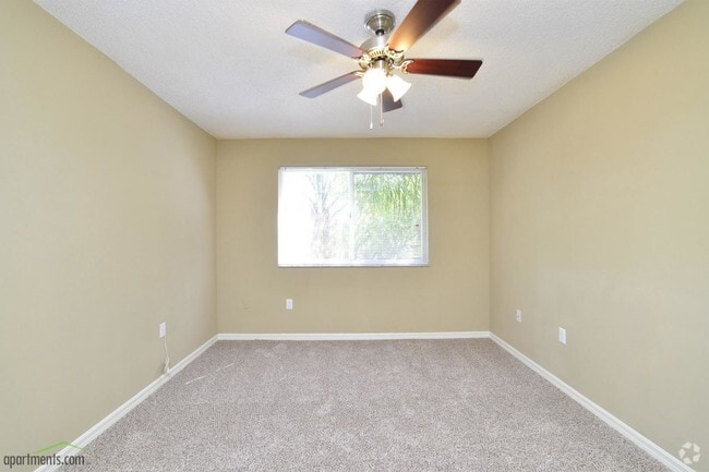 Bedroom - Lakeridge at the Moors