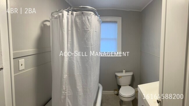 Foto del edificio - 401 Fernando St NE