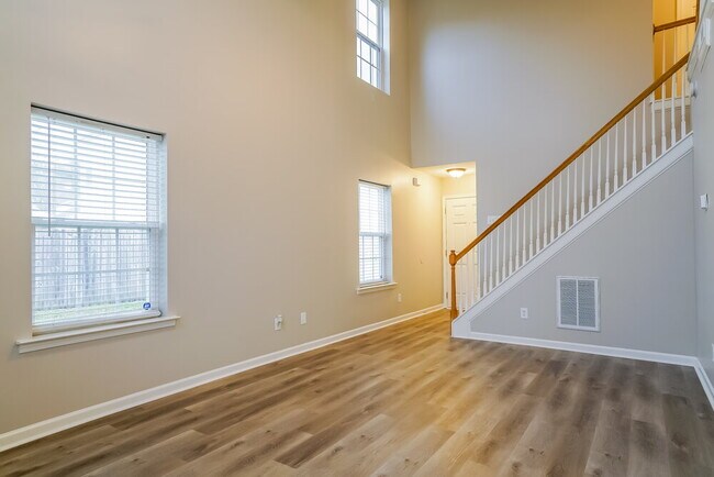 Foto del edificio - 7205 Brighton Hill Ln
