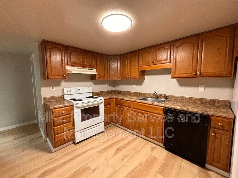 Primary Photo - 36 Miller Ave