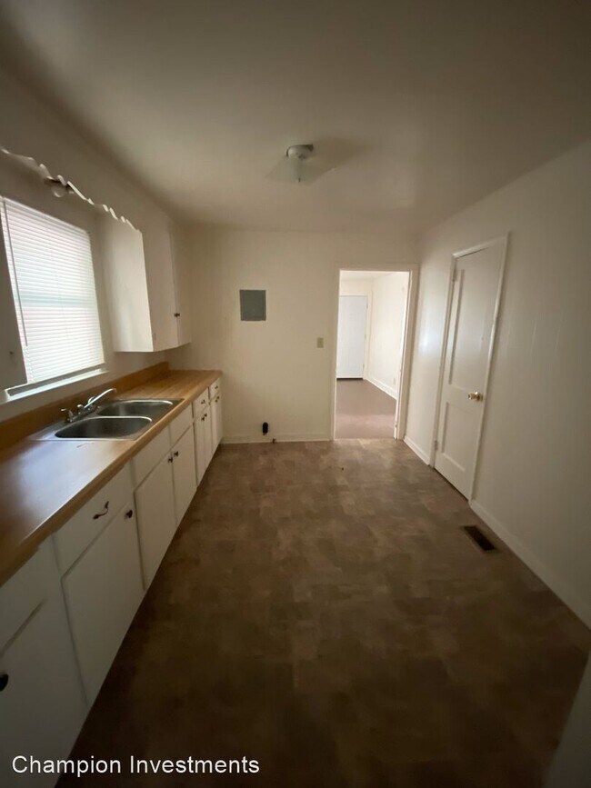 Building Photo - 2 br, 1 bath House - 308 Willow Lane