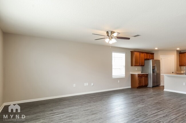 Foto del edificio - 2195 Pebble Point Dr