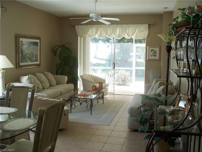 Foto del edificio - 20674 Country Barn Dr