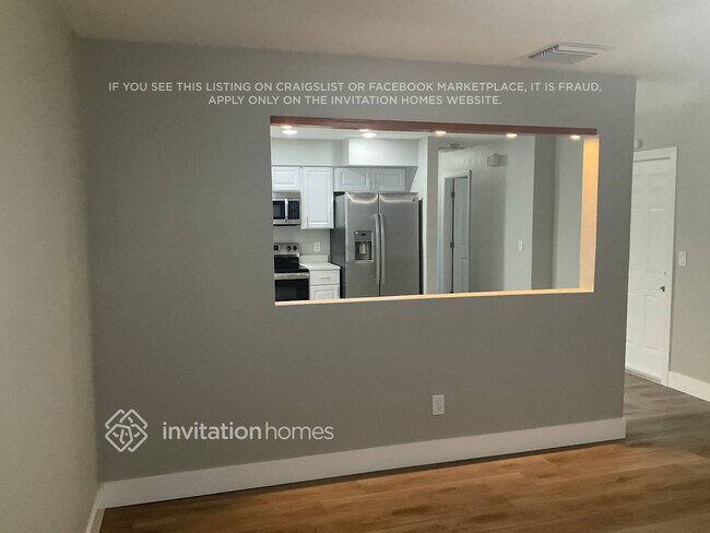 Foto del edificio - 310 93rd Ave N