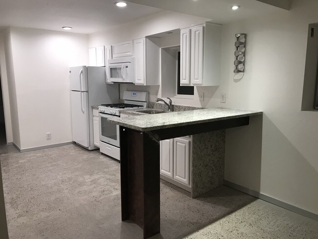 Foto del edificio - 4404 Emory Rd
