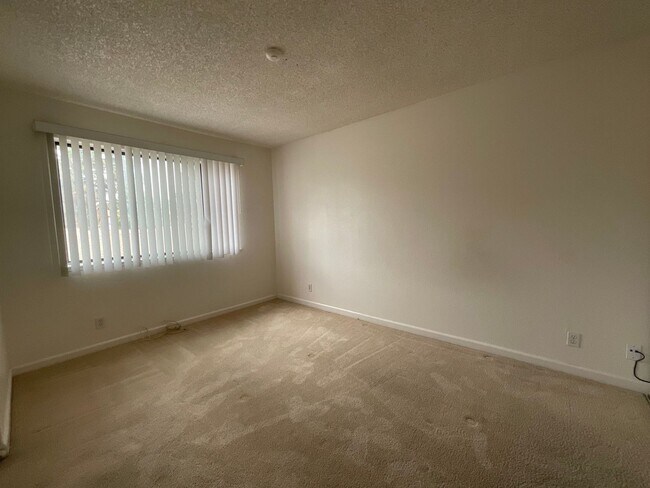 Building Photo - 165 Aurora Plaza, Union City, CA 94587