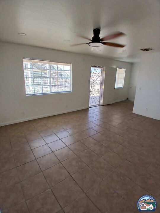 Foto del edificio - 162 W Alamo St