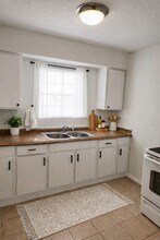 Building Photo - 14033 Garber Ln