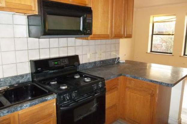 Foto del edificio - 7209 S Yates Blvd