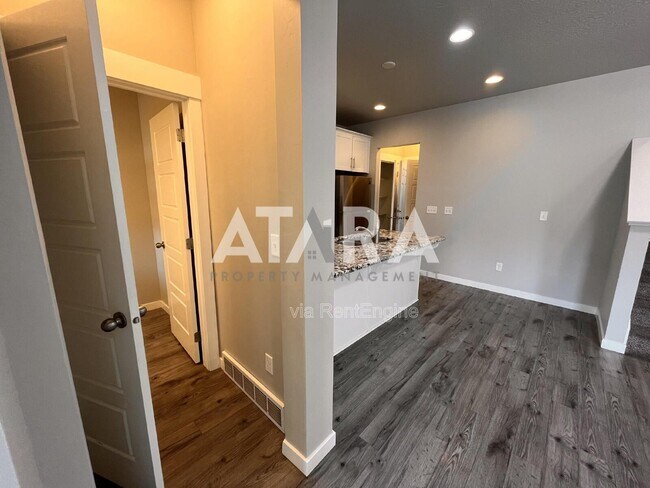 Foto del edificio - 5011 N Marble Fox Way