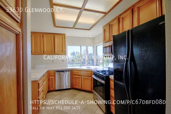 Foto del edificio - 39630 Glenwood Ct