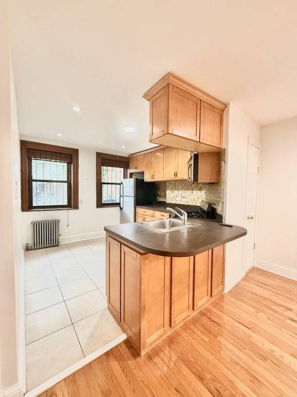 Foto del edificio - 481A Quincy St