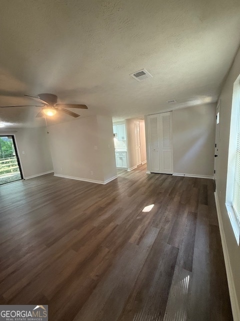 Foto del edificio - 104 N Meade Dr