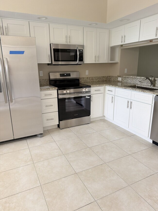 Foto del edificio - 960 Starkey Rd