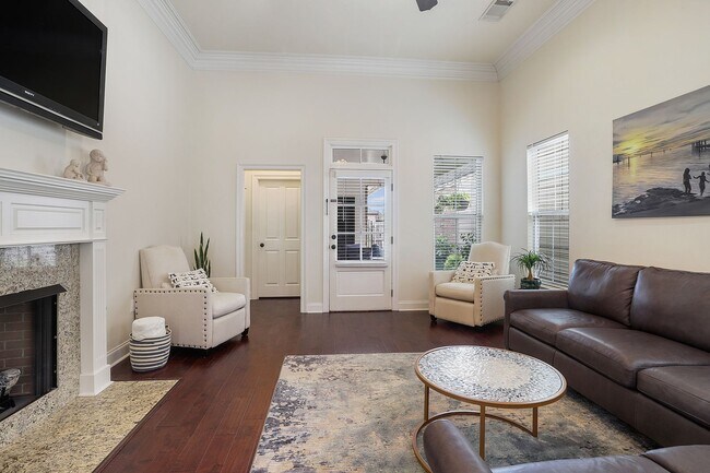 Foto del edificio - Beautiful 4 Bed, 2 Bath home