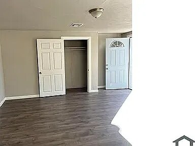 Foto del edificio - 212 W Blacklidge Dr