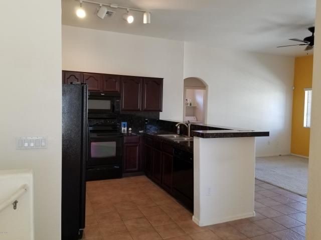 Foto del edificio - 18250 N 32nd St
