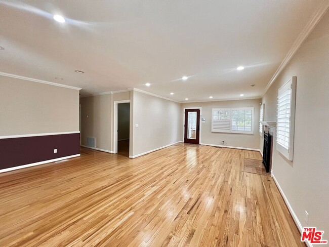 Building Photo - 3317 Burritt Way