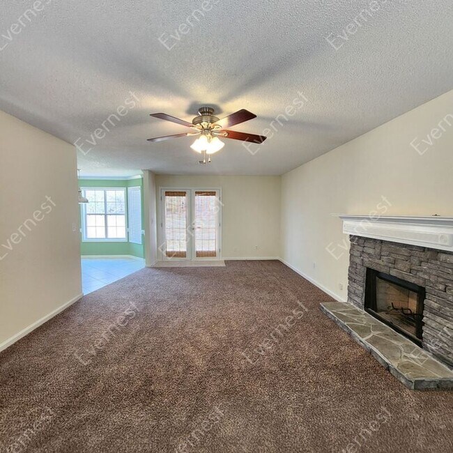 Building Photo - 4558 Mitchells Ridge Dr
