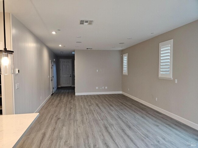 Building Photo - 519 Aliki Dr