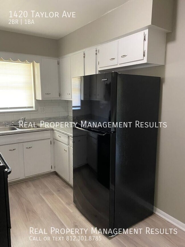 Foto del edificio - 2 Bedroom, 1 Bath Duplex East Side