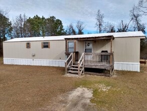 Building Photo - 111 Clover Ridge Dr