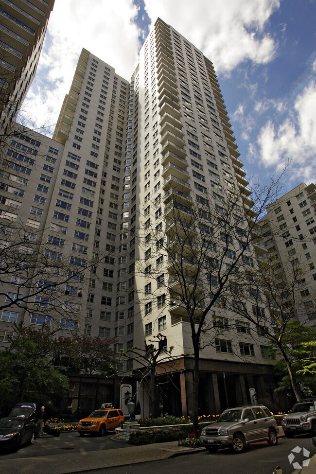 Barclay Tower Rentals New York, NY