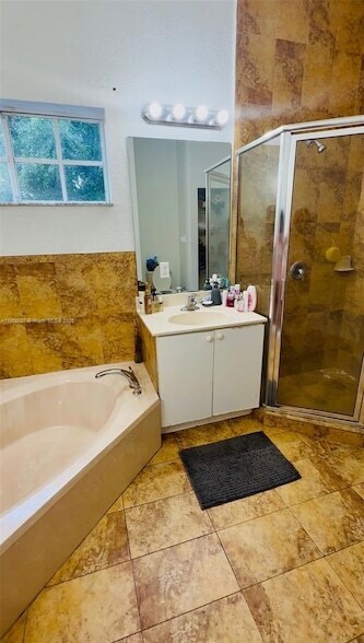 Foto del edificio - 20318 SW 87th Ct