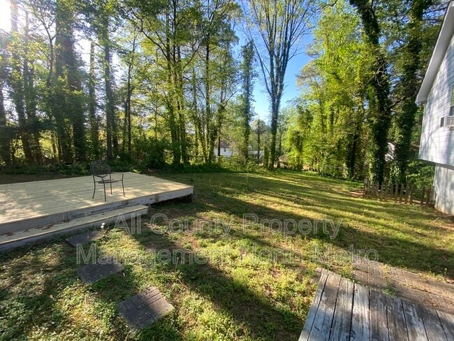 Foto del edificio - 67 Winchester Ct