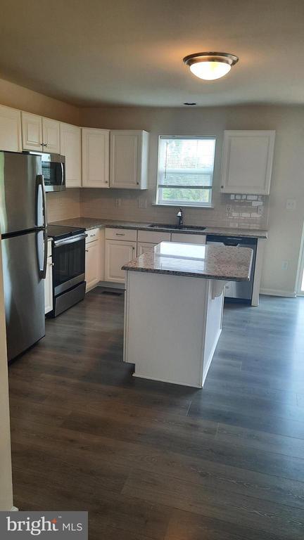 Foto principal - 823 Admiral's Quay Dr