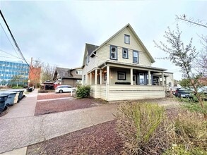 Building Photo - 120 NW 23rd St