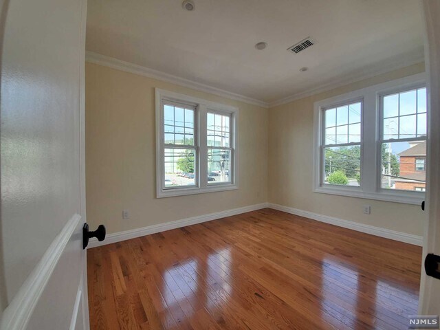 Building Photo - 369 Edgewater Rd