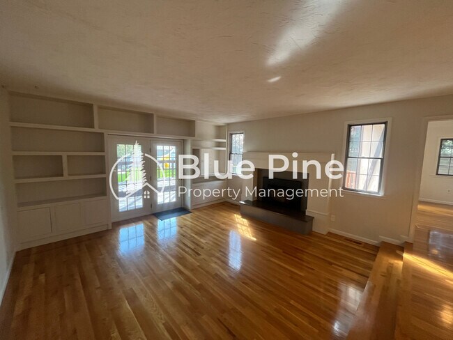 Foto del edificio - 3267 Merlin Dr