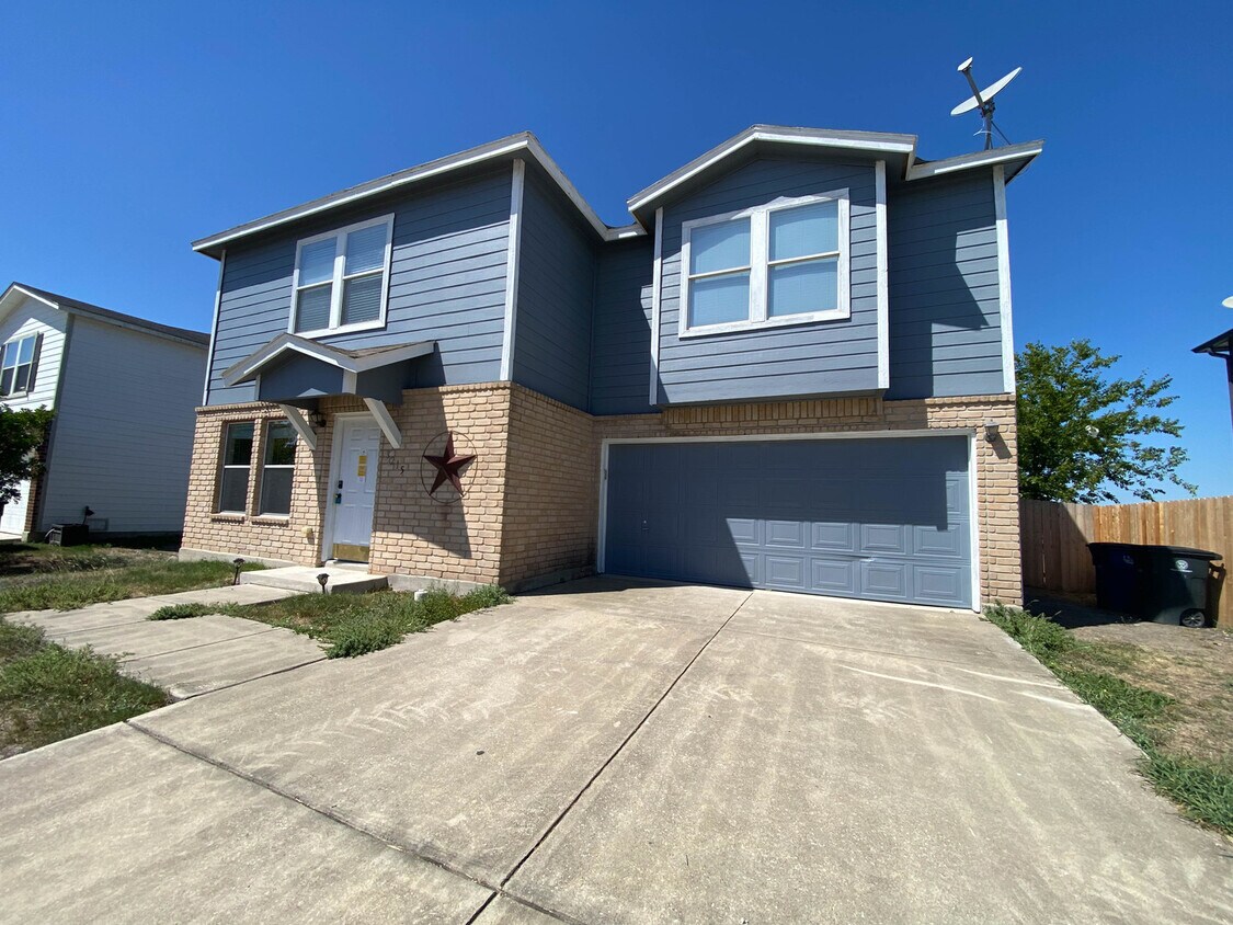 Foto principal - 3215 Northwest Blvd