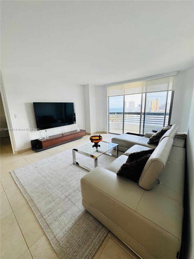 Foto del edificio - 3530 Mystic Pointe Dr