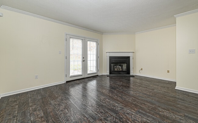 Building Photo - 417 Ten Point Ln