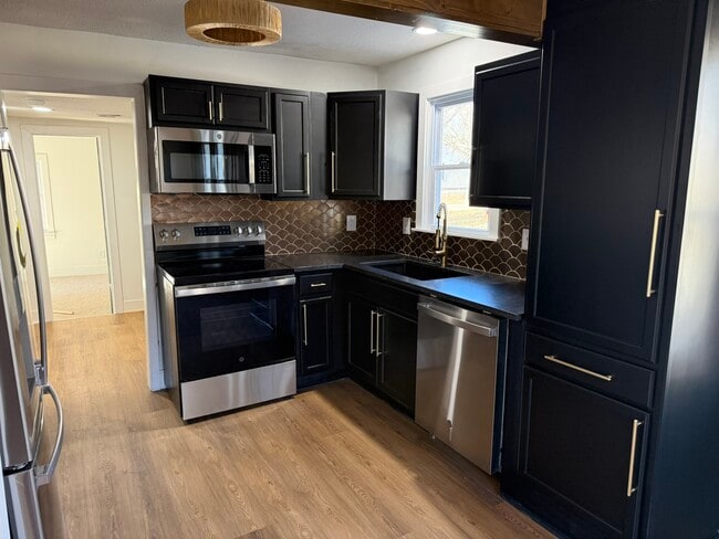 Foto del edificio - 3746 N Garfield Ave