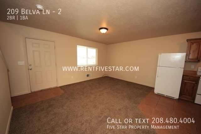 Building Photo - 209 Belva Ln